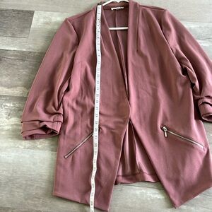 Maurice’s 3/4 sleeve mauve blazer size medium